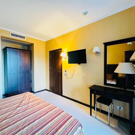 Royal Barcelo G404 Sunny Apartment